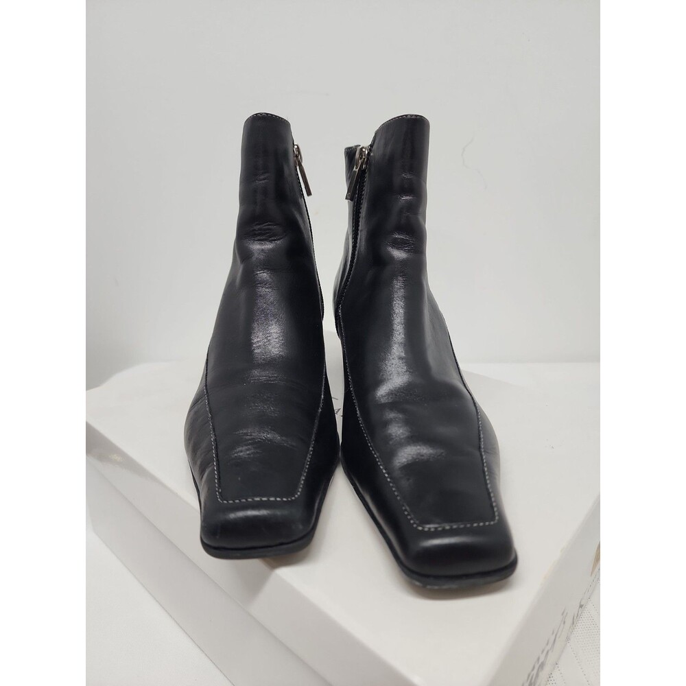 Anne Klein Vernon Black Leather Short Dress Boots Side Zip Sz. 7.5 In Box EUC